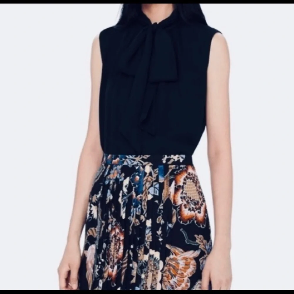 🆕TORY BURCH SLEEVELESS BOW BLOUSE SIZE 12